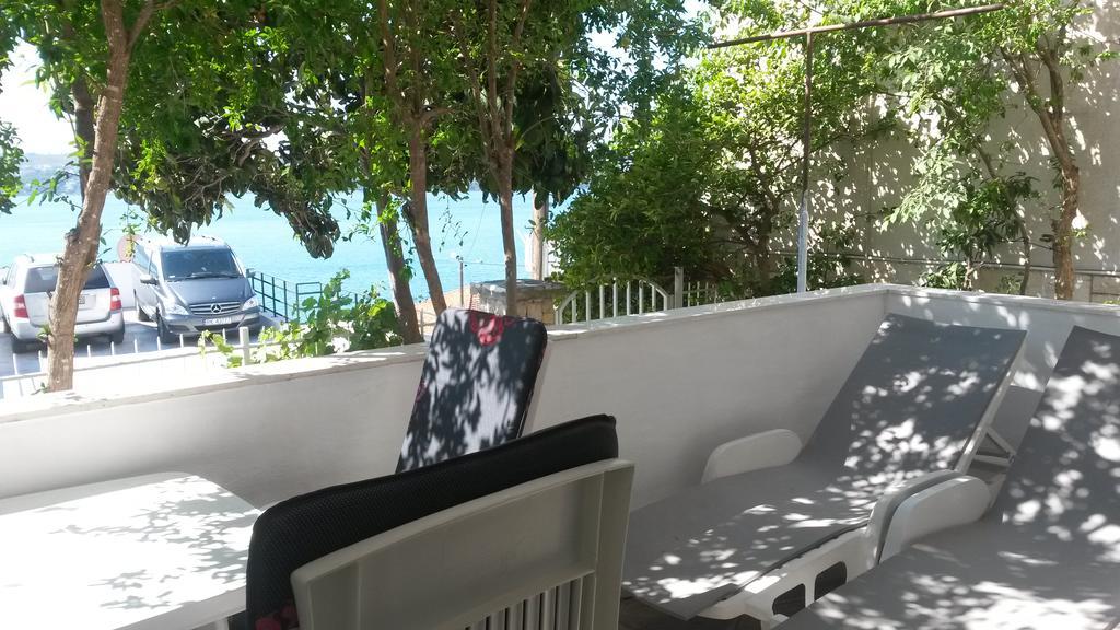 G&B Apartments Trogir Exterior photo